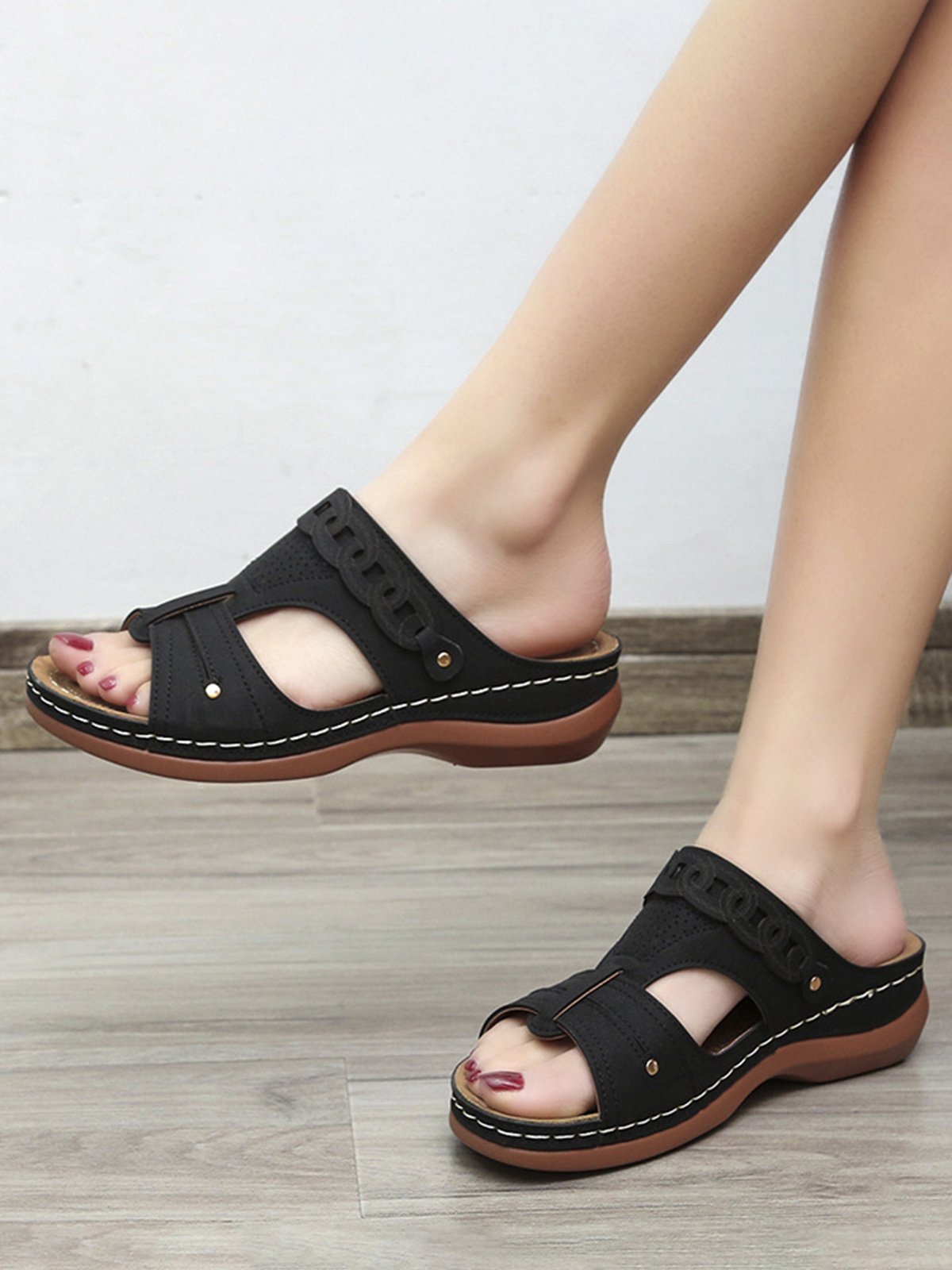 Retro Hollow Breathable Casual Sandals