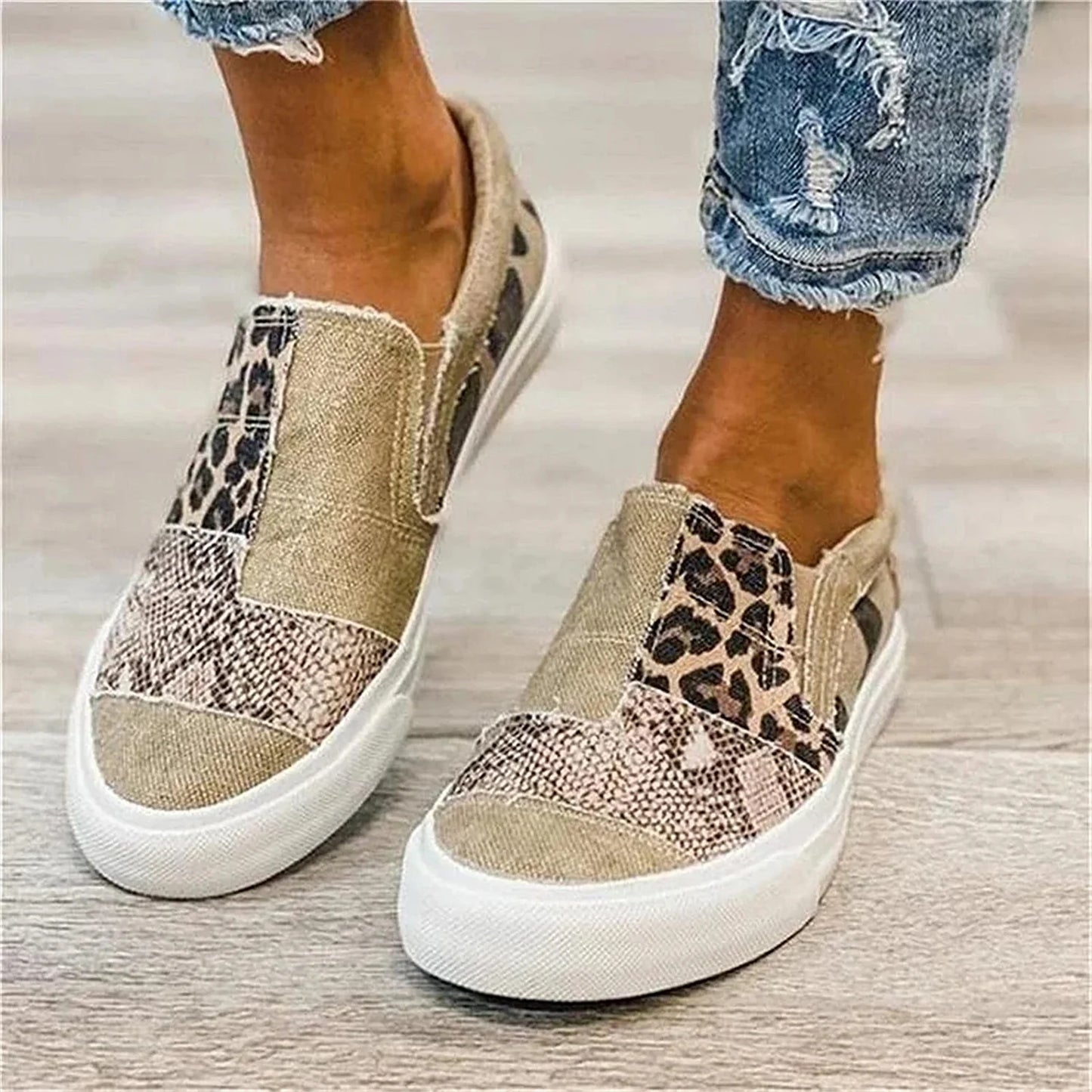 Women's Slip on Casual Sneakers Comfortable Tennis Shoes Work Nurse Flat Shoes